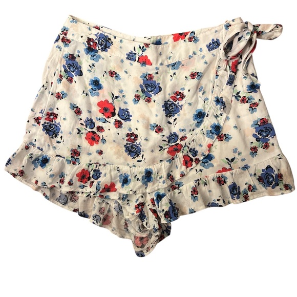Free People Floral Wrap Lined Shorts with Ruffle Hem Sz 6 - Picture 1 of 5